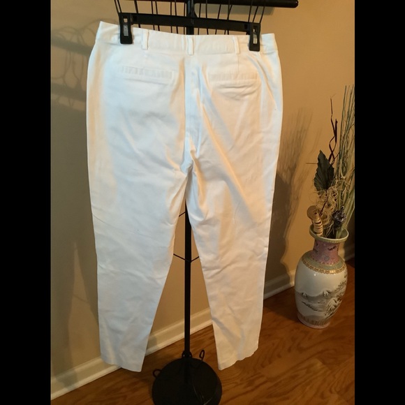 Michael Kors White Pants. Sz 6. - Picture 2 of 6